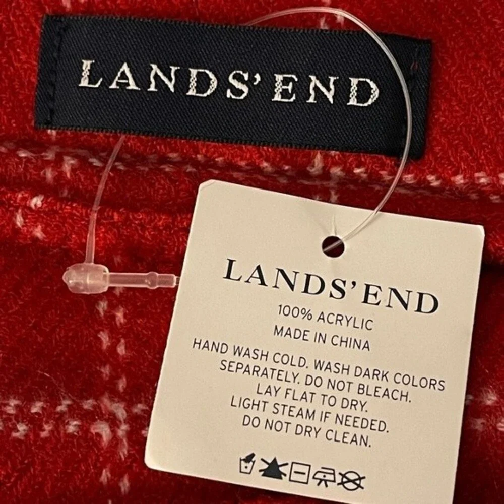 NWT LANDS END Red White Plaid Stitch Pleated Scarf.  Super Freaking Cute. 78